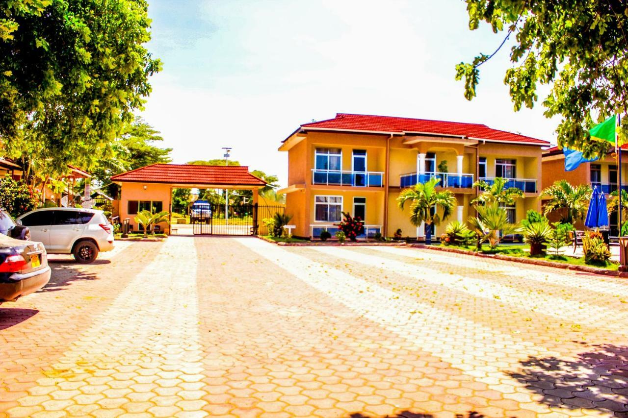 Sea View Beach Resort Lindi Exterior photo